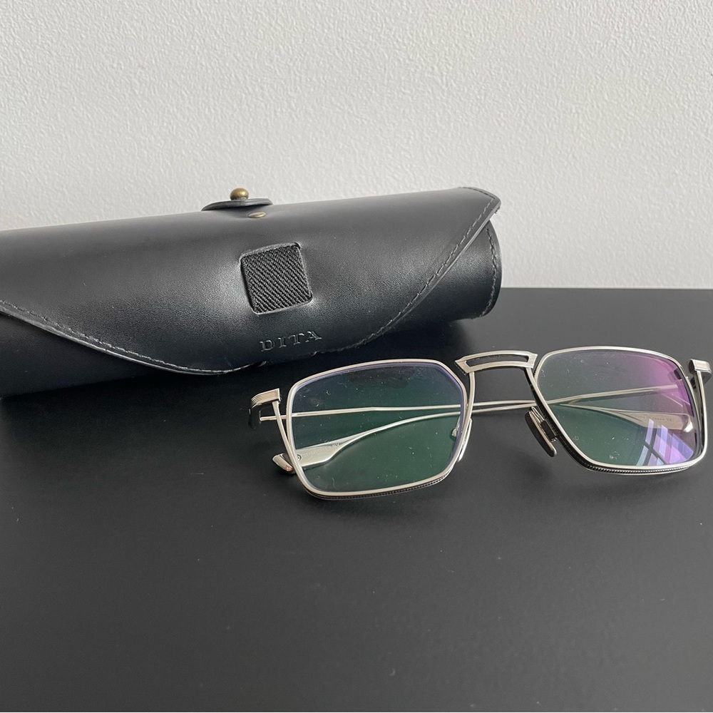 DITA Titanium Lindstrum Glasses with Black Leather Case